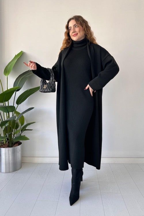 2-Piece Winter Co-ord Set – Long Shrug & Knitted Turtleneck Dress