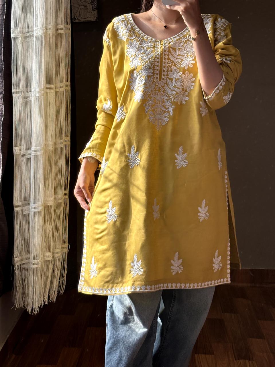 Qalbeena Embroided Indian Kurti