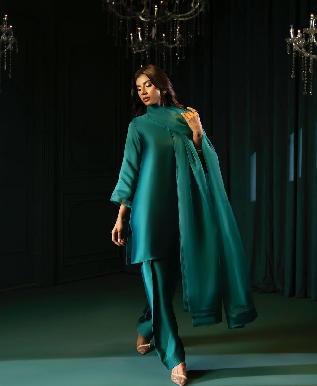 Qalbeena Green Farshi Shalwar Kameez