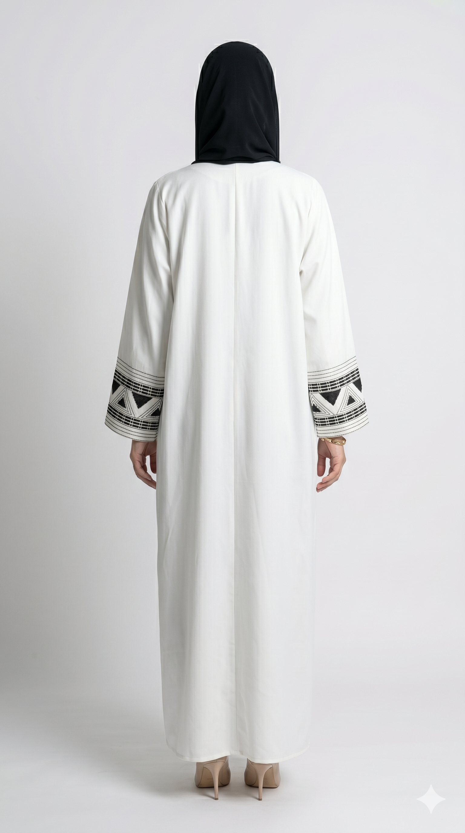 Graceful Embroidered Upper Abaya – Statement Style