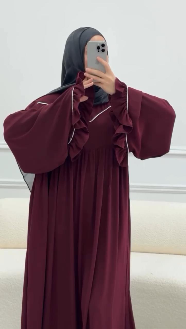 Ayse Flarey Abaya with stoller