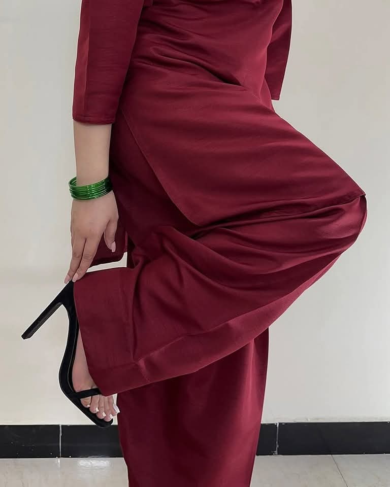 Qalbeena Maroon Farshi RawSilk