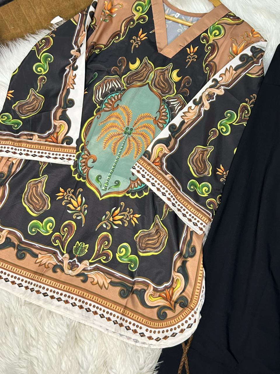 Aks-e-Hoor 2-Piece FARSHI