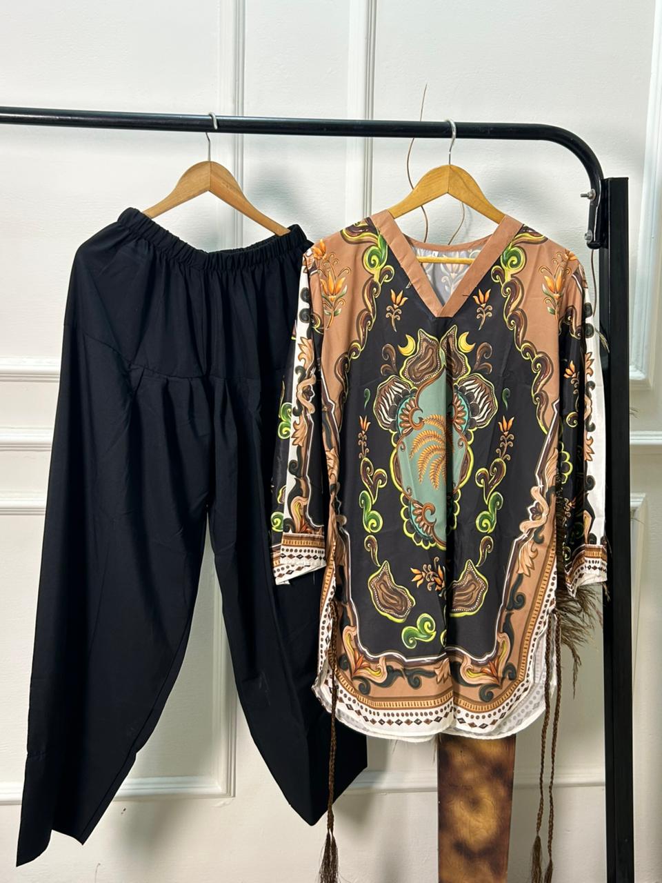 Aks-e-Hoor 2-Piece FARSHI