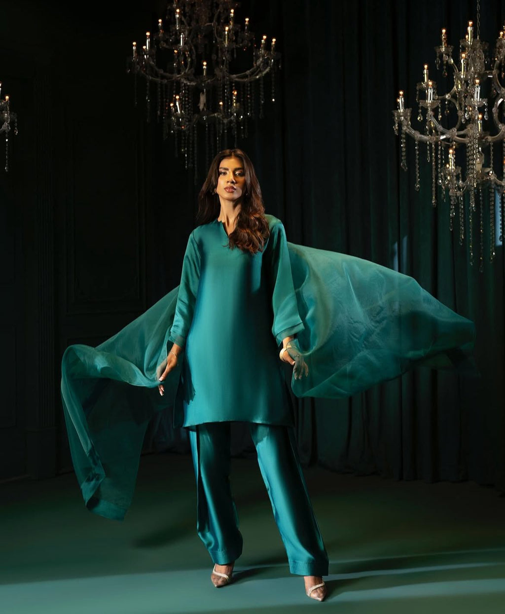 Qalbeena Green Farshi Shalwar Kameez