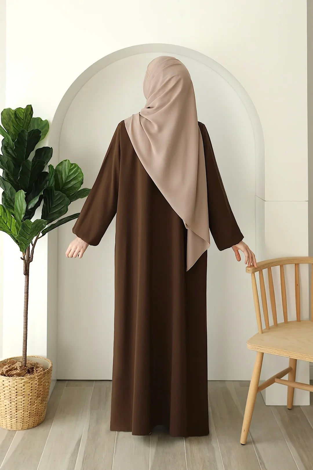 Modest Badam Abaya with Stoller