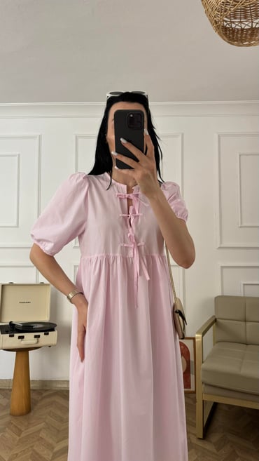 Timeless Pastel Beauty