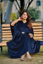 Luxury Velvet Kaftan – Elegant Flowing Evening Wear